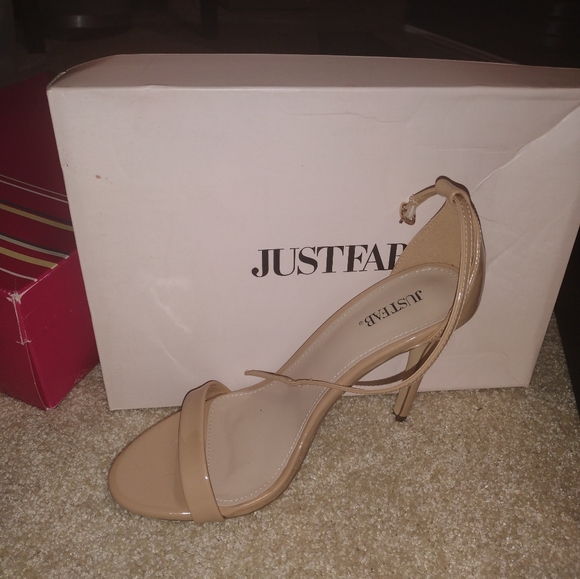 Heels - Picture 16 of 16